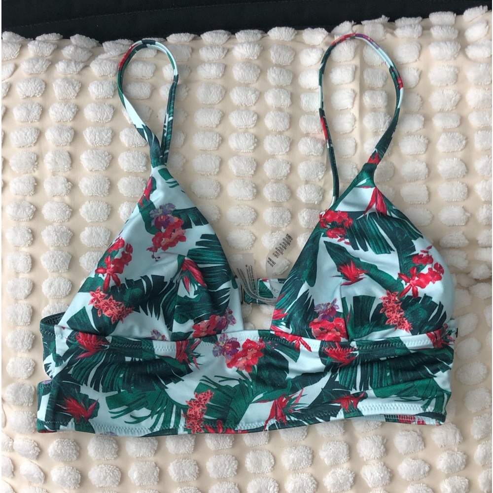 NWOT Victoria Secret Bikini TOP & BOTTOMS Size S